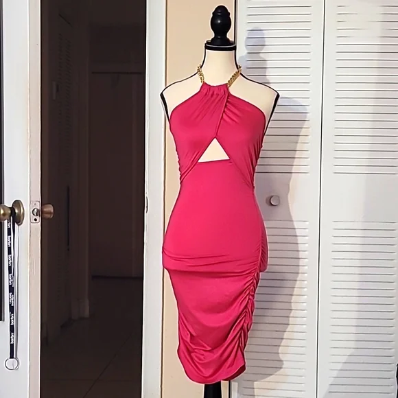 SHEIN | Dresses | Shein Pink Size Xs Cut Out Chain Strap Ruched Side  Backless Halter Bodycon Dress | Poshmark